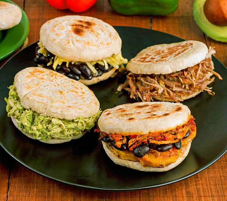 Receta de Arepas Venezolanas Perfectas